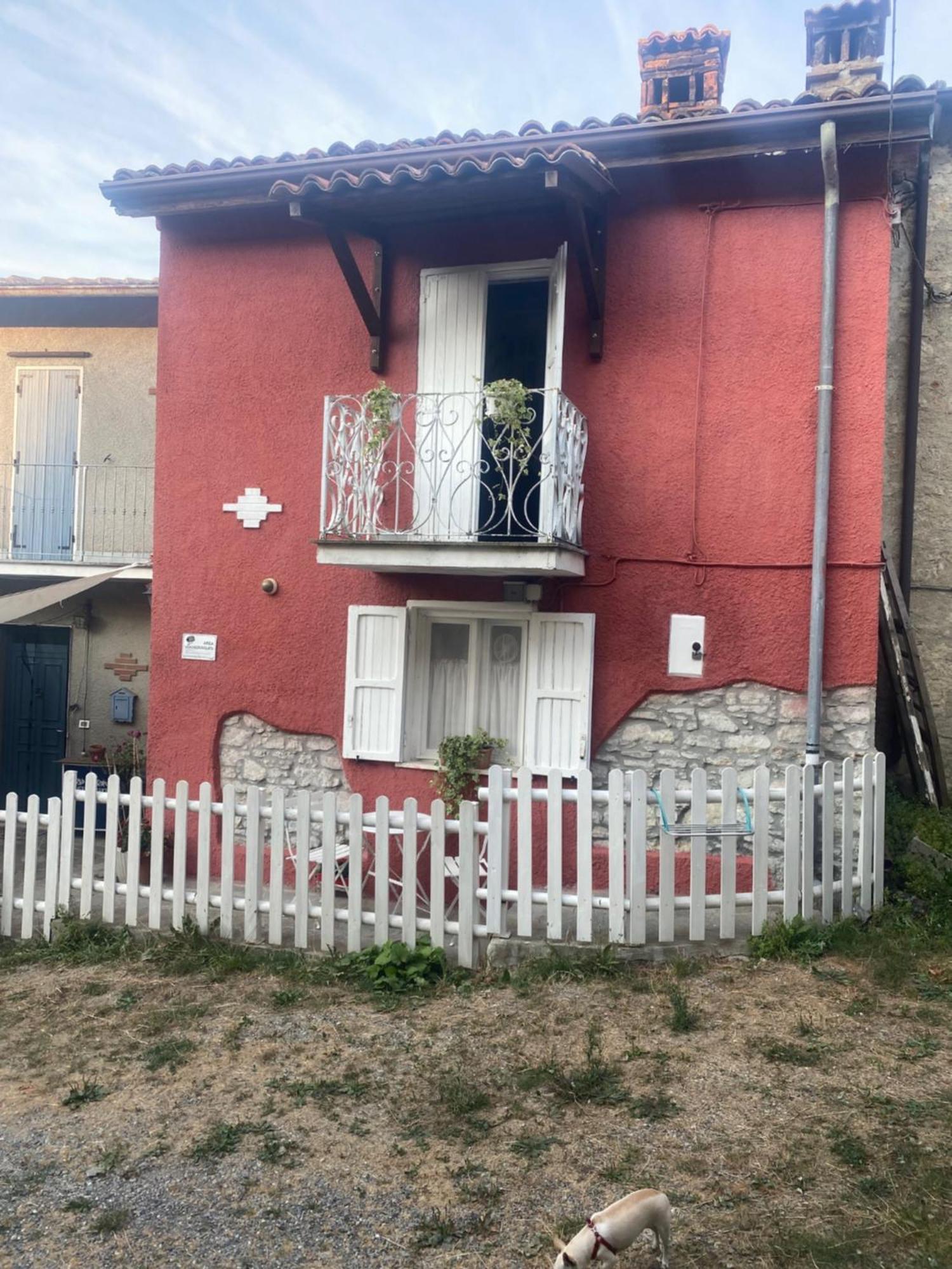 Garbagna Jolie Petite Maison Chez Barbara מראה חיצוני תמונה